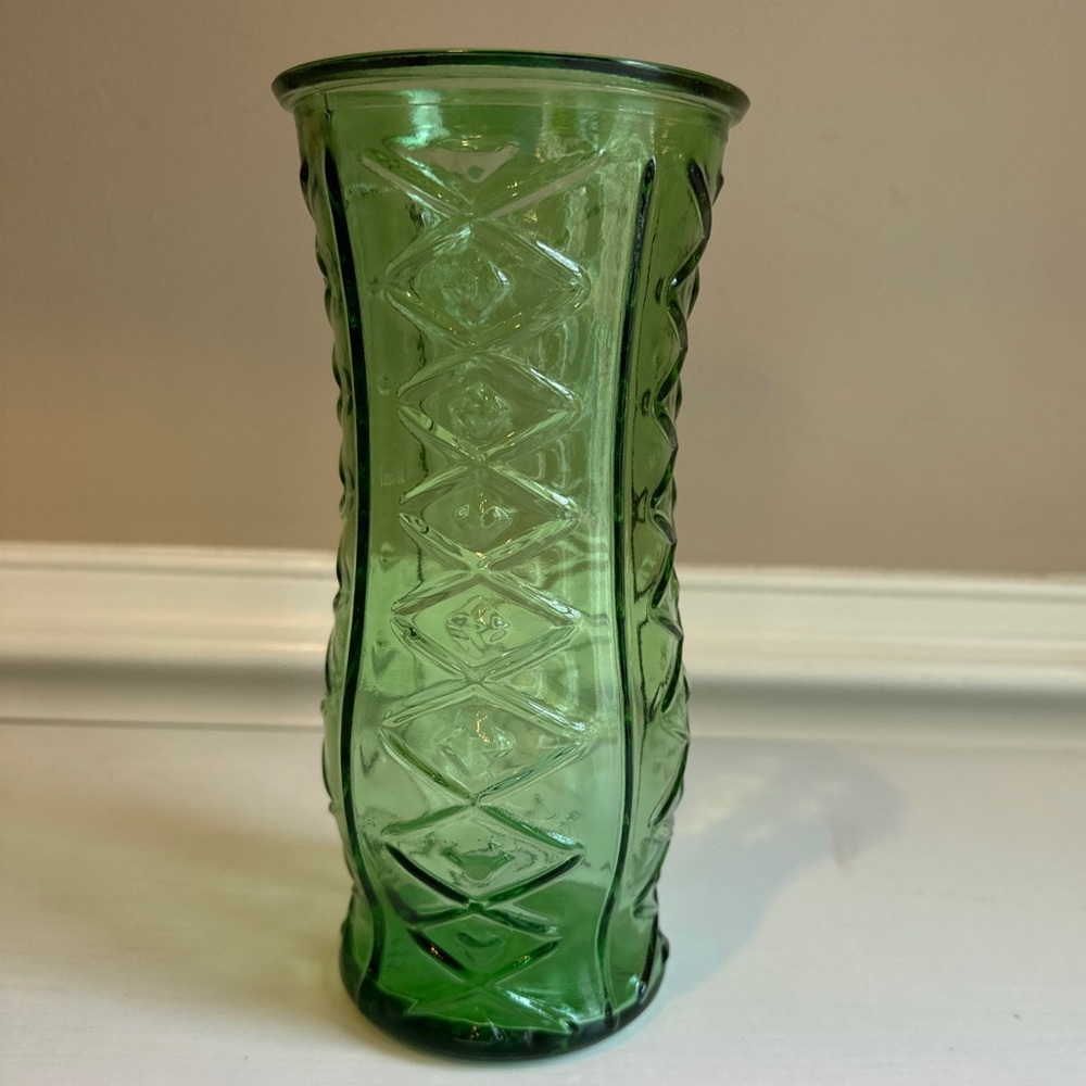 Mid Century EO Brody Co. Green Glass Vase 9.5" Tall Vase Diamond Pattern #C972